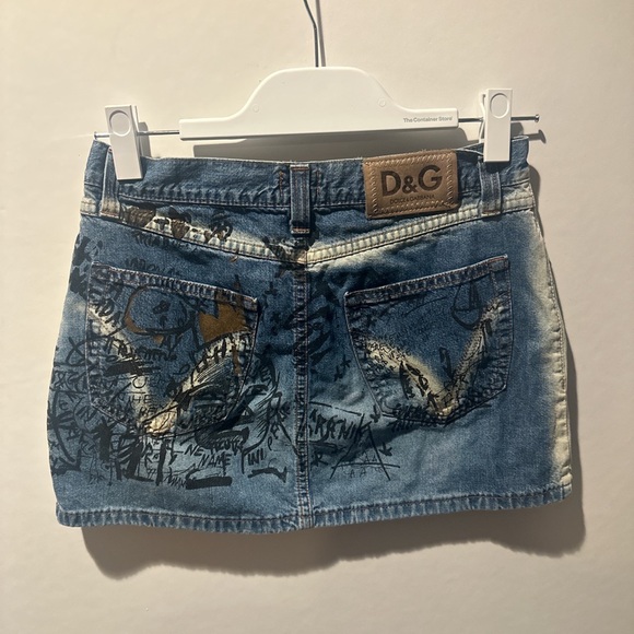 ARCHIVE dolce & gabbana skirt est 2007
waist 26 (XS/small)
 in perfect condition - Picture 4 of 4